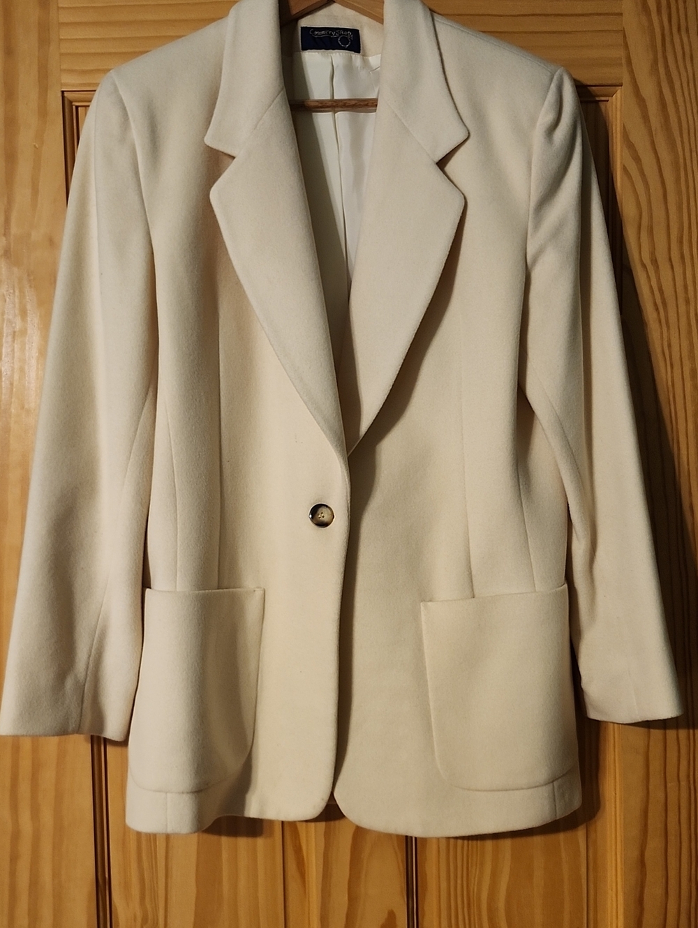 Classic Women's Cashmere Blend Cream Blazer Jacket - Center Button